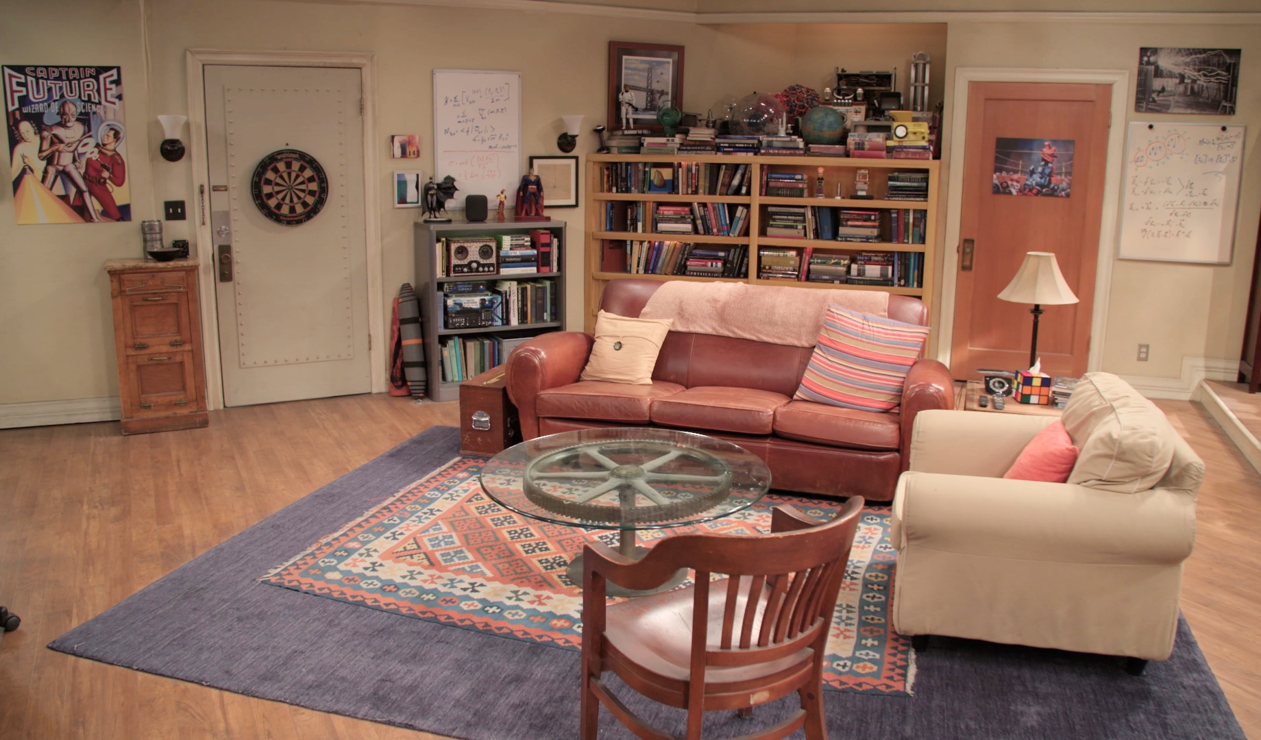 Friends set decorator shares secrets of the show